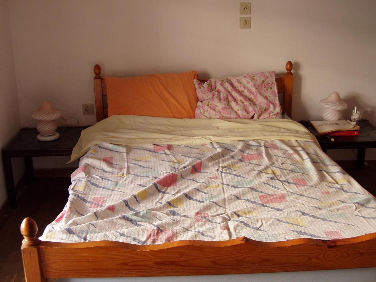 Private Bedrooms In Shared Apartment 135 Sm Athens Center Luaran gambar