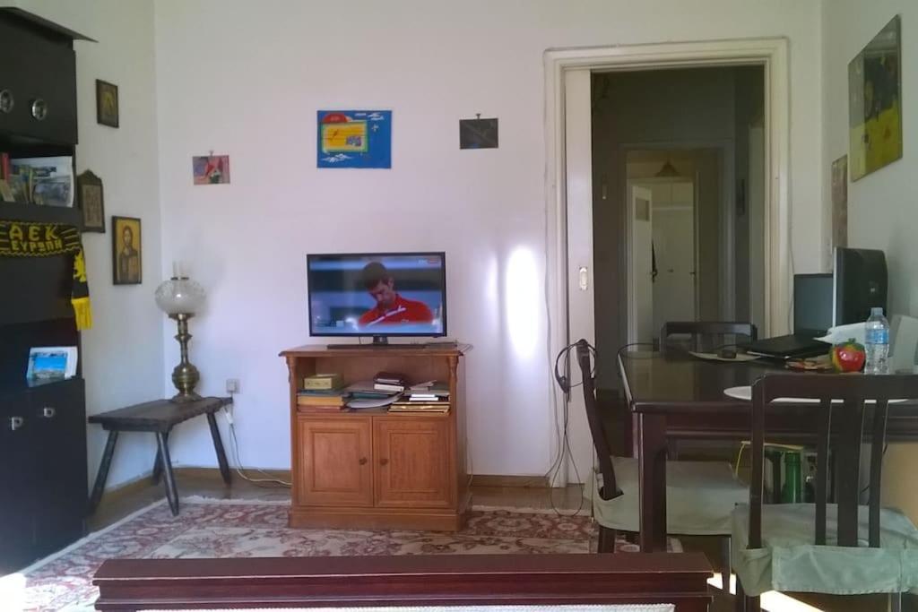 Private Bedrooms In Shared Apartment 135 Sm Athens Center Luaran gambar