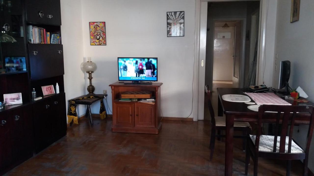 Private Bedrooms In Shared Apartment 135 Sm Athens Center Luaran gambar