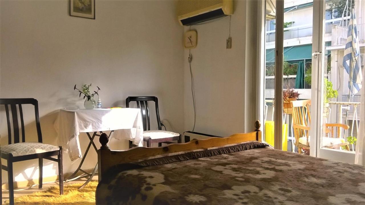 Private Bedrooms In Shared Apartment 135 Sm Athens Center Luaran gambar